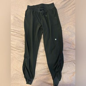 Scrubletics cargo style scrub pants, size large